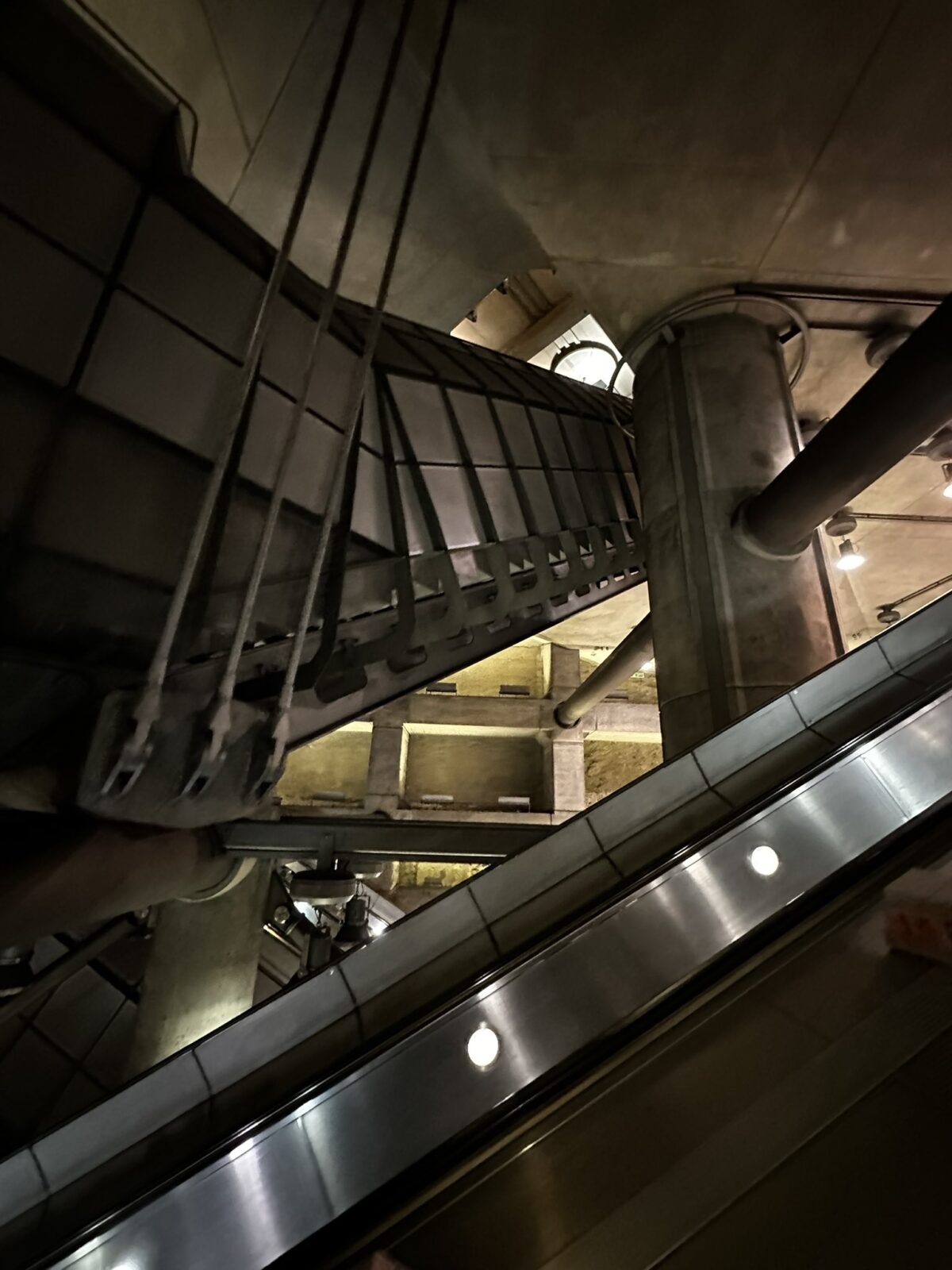 Chicago Block 37 subway superstation never opened but escalators 